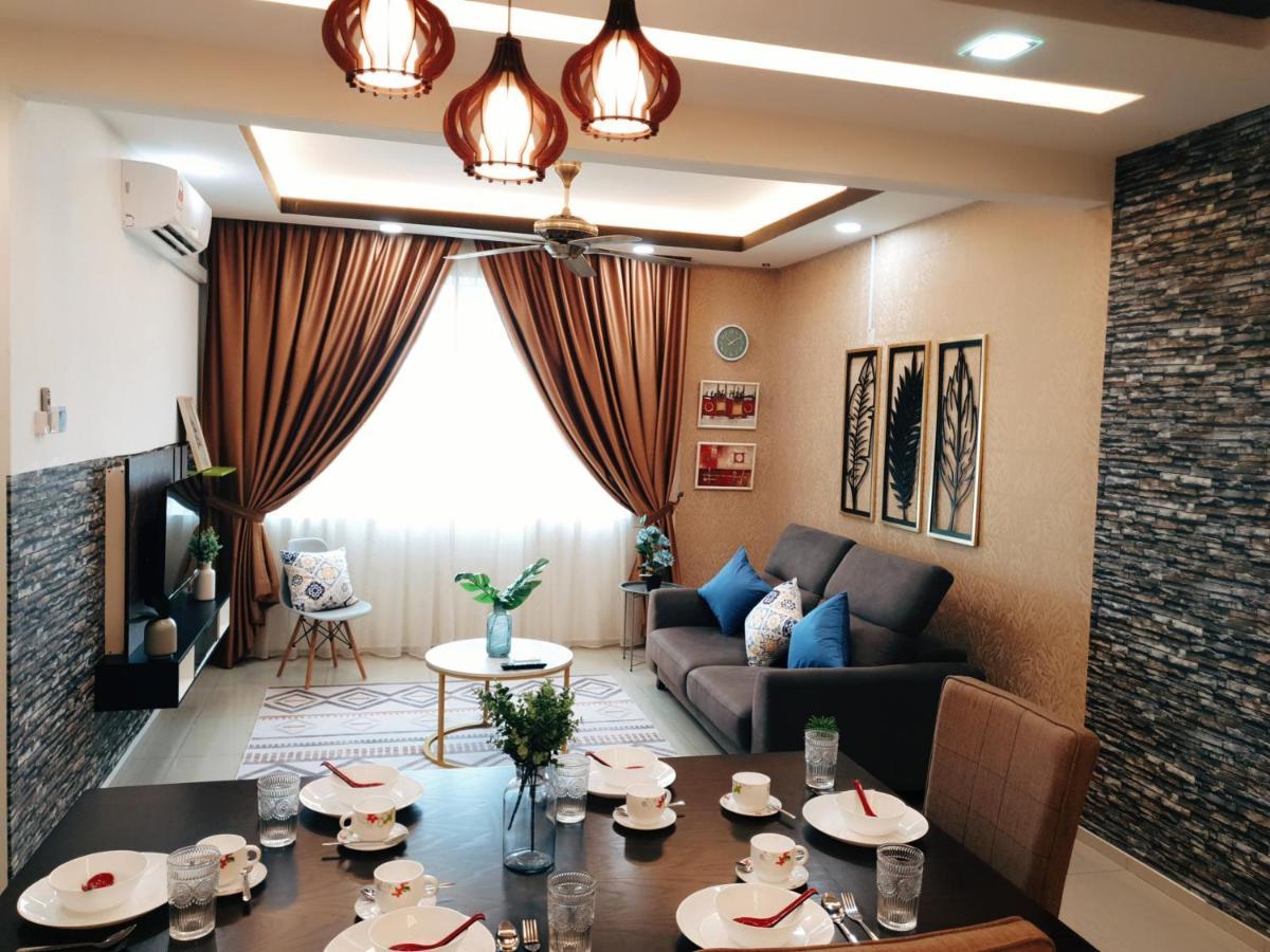 Klia Ehsan Residence Sepang Nilai Greenery 8 Pax Air-Con Exterior photo