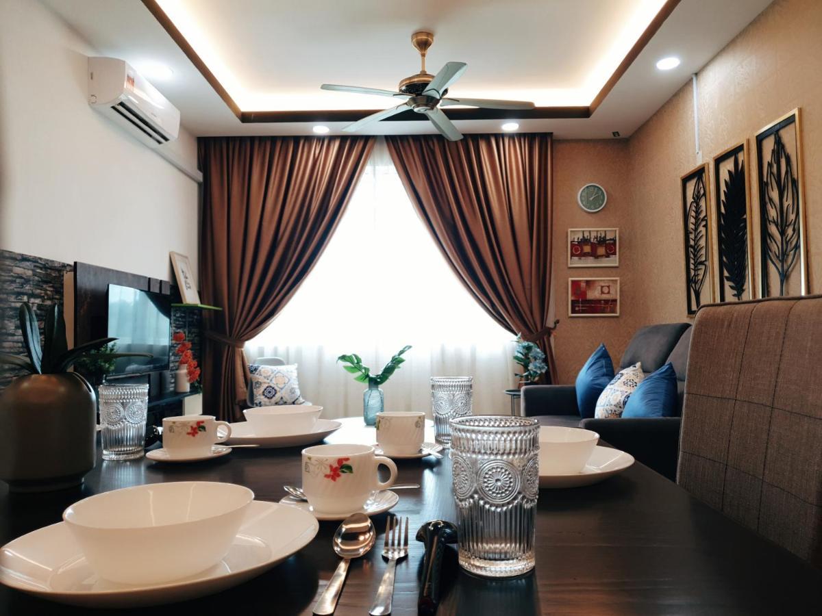 Klia Ehsan Residence Sepang Nilai Greenery 8 Pax Air-Con Exterior photo