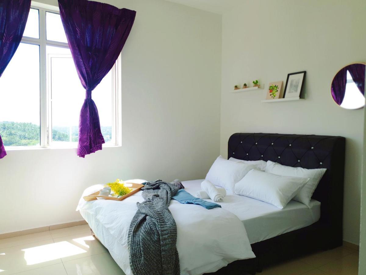 Klia Ehsan Residence Sepang Nilai Greenery 8 Pax Air-Con Exterior photo