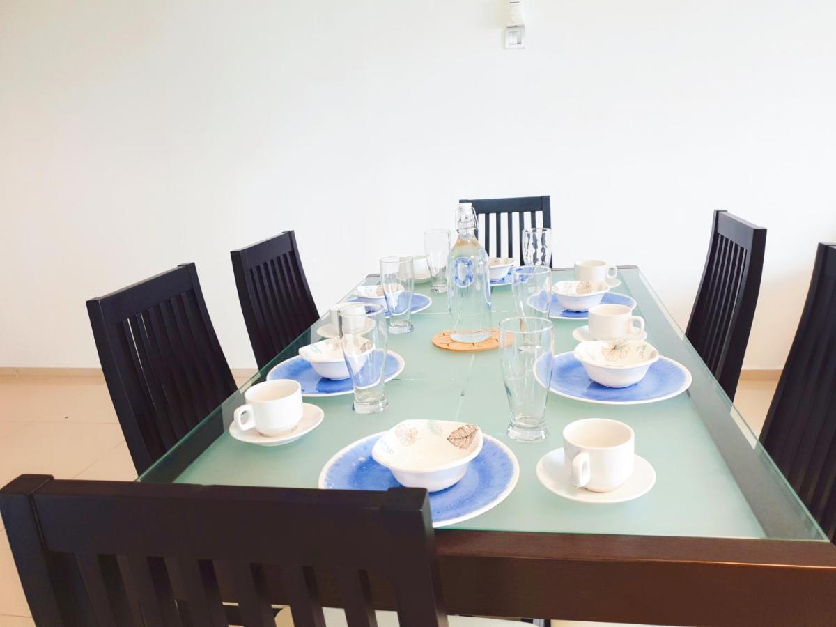 Klia Ehsan Residence Sepang Nilai Greenery 8 Pax Air-Con Exterior photo