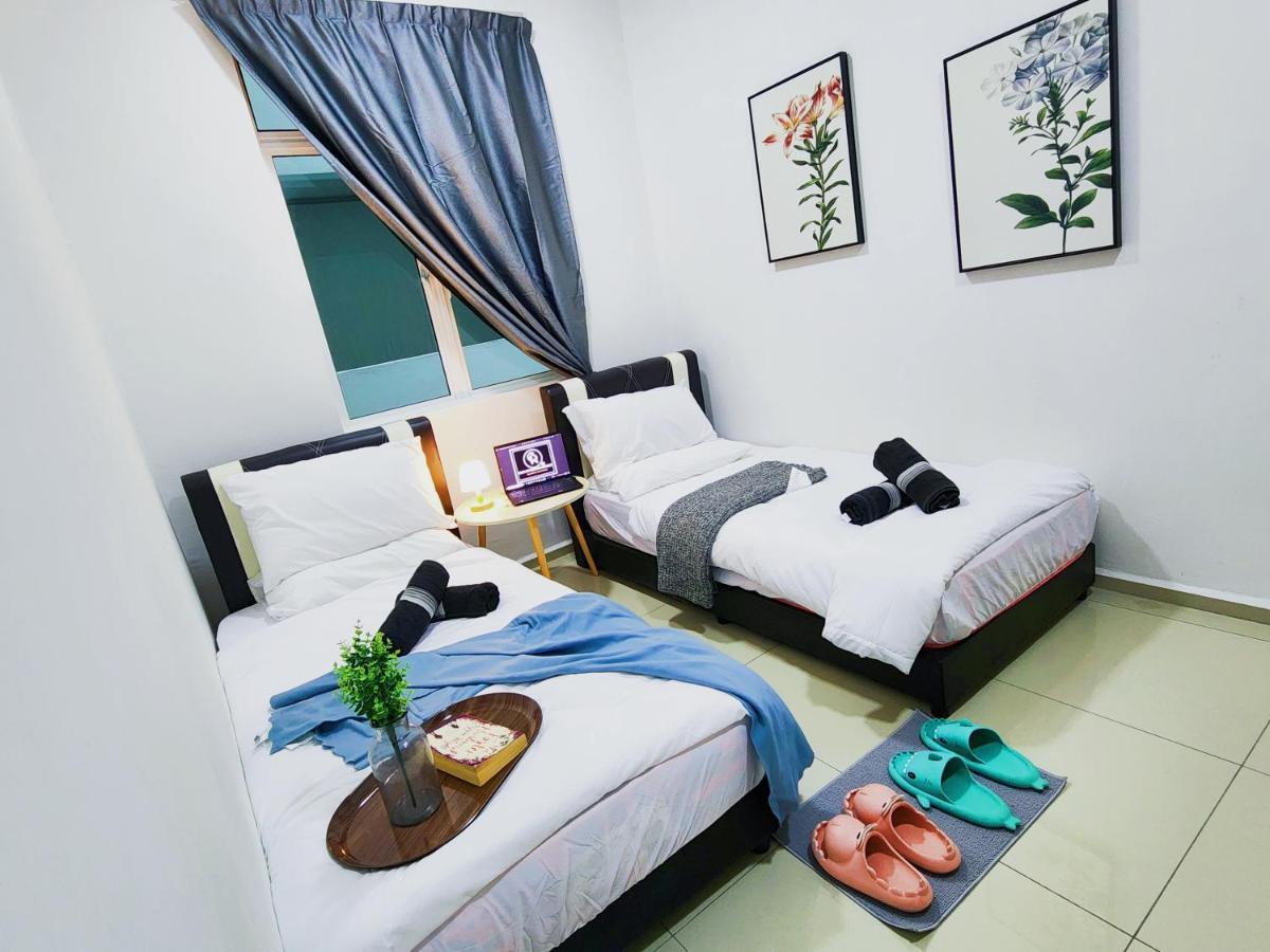 Klia Ehsan Residence Sepang Nilai Greenery 8 Pax Air-Con Exterior photo