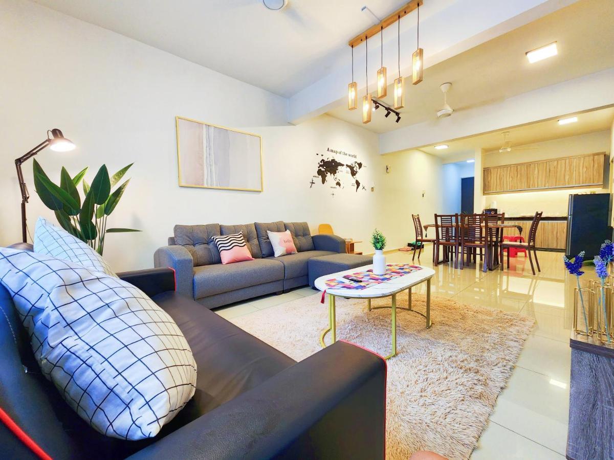Klia Ehsan Residence Sepang Nilai Greenery 8 Pax Air-Con Exterior photo
