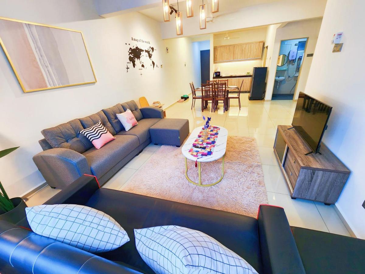 Klia Ehsan Residence Sepang Nilai Greenery 8 Pax Air-Con Exterior photo